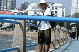 救人的“青岛小哥”，诠释一座城的温暖底色图片