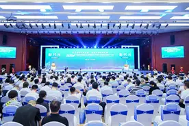 加速共建“中国母粒之都”，贺州碳酸钙产业迈入高端图片