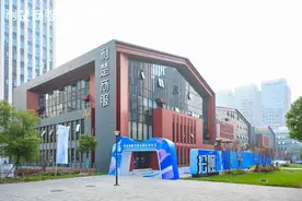 青山新增一家全国总部图片