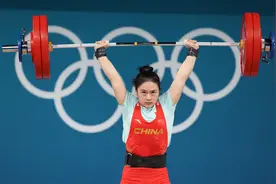 巴黎奥运会丨举重——女子59公斤级：中国选手罗诗芳夺冠图片