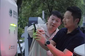 新能源汽车反向为电网送电 重庆首次开展大规模车网互动应用图片