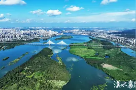 “铁打襄阳”勇争先图片