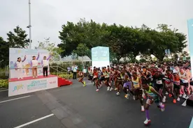 2025金沙中国澳门国际十公里长跑赛肯尼亚选手夺冠图片