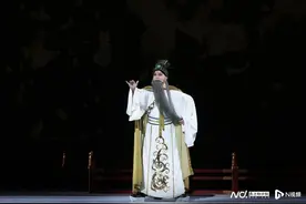 再现700年前元杂剧精粹，昆剧《汉宫秋》重新演绎昭君出塞图片