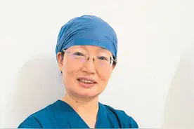 守护“生命的火种”图片