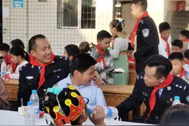 垫江监狱：法润校园 暖心陪伴图片