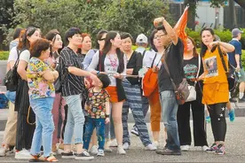 两岸旅游松绑有望？大陆试点城市开放入台证件补换办理图片