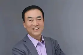 南京富豪农村卖货，年入820亿图片