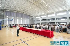大连东软信息学院开展第40个教师节系列活动图片