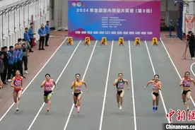 “亚洲女飞人”葛曼棋全国室内赛强势夺冠图片