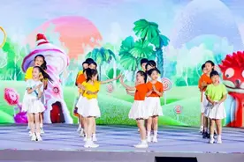 庆六一+70周年校庆 桂海潮航天员为北航附小送祝福图片