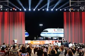“坐一坐”“飞一飞”！接新机，C919，好评！图片