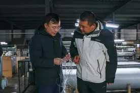刘宝成调研企业生产经营情况图片