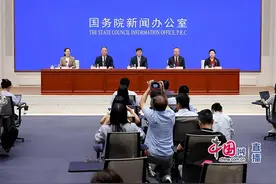 中国发布丨中国将进一步开展公共体育场馆免费、低收费开放，鼓励群众“错峰”运动图片
