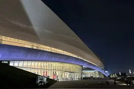 现场｜广东美术馆新馆：“南方视角”贯穿古今中西图片