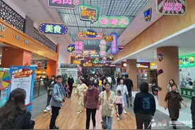 能遛娃，能逛吃，能按摩 新疆这些高速公路服务区还能这么玩？图片