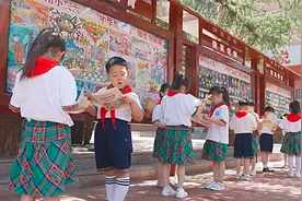 书籍点亮校园，阅读赋能成长图片