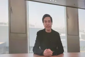 雷军在武大131周年校庆日送上视频祝福，再次引用“人因梦想而伟大”激励学生图片