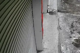 西安、绵阳等多地网友反映听到巨响，陕西气象：27日未预报有雷暴天气视频封面