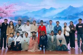 演古诗词课本剧，品优秀传统文化——滨城六中七年级排演经典诗词课本剧《江南逢李龟年》图片