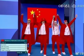 神奇换人！上覃海洋，下潘展乐，男女混合4×100米接力摘银，刷新亚洲纪录图片