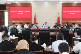 成都青白江：将集中力量推动新材料与装备制造、现代物流（国际供应链）产业链建设图片