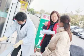 她靠“四勤”耕好基层治理“责任田”图片
