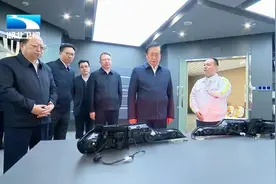 湖北省委书记王忠林与何小鹏等面对面图片