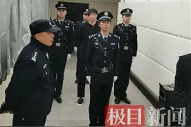 他们是捍卫天平秩序的盾牌，警察节听法警讲他们的故事图片
