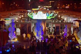 中华世纪坛2023“艺术之夜”限时开启，传统灯彩点亮夜游经济图片