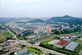 四川省南部县委书记尹成平：加快建设成渝地区县域高质量发展先行区图片