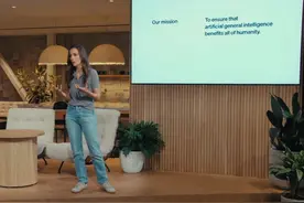 GPT-4o深夜炸场！实时通话丝滑如人类，Plus功能免费，网友：“她”真的来了图片