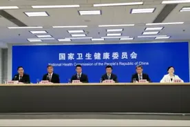 国家卫健委：高温天，户外作业人员可这样应对中暑图片