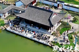 用AI拍照？东南大学首届梅园游园会太潮了图片