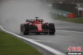 F1中国站冲刺排位赛 周冠宇雨战抢到第十图片