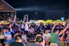 人气爆棚！快来“泉城购”济南精酿啤酒节图片