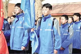 坚定走好“新时代长征路” ——记兰州市“清明祭英烈 重走长征路”思政教育主题实践活动图片