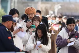今年春招热度不减，92家北京市管企业携1000余岗位现场揽才图片