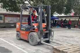 金沙：技能培训赋能 点亮就业希望之光图片