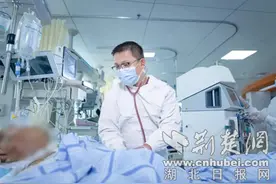 心脏骤停1个多小时，十堰人医使用ECMO仪器让患者恢复心跳图片