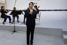 郎朗爱丽舍宫演奏《茉莉花》 希望通过音乐搭建中法交流的桥梁图片