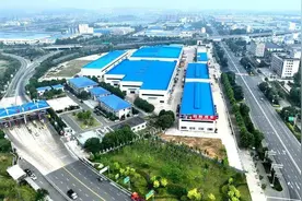 冲刺“双过半” | 招商引资不掉“链” 高效服务引凤来图片