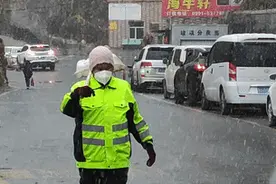 ҉҉҈雪҉҉҈ 雪҉҉҈ 雪҉҉҈ 乌鲁木齐的第一场雪来啦！图片