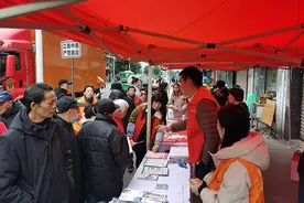 积极推广低速充电 涪陵铁塔助力绿色低碳出行图片