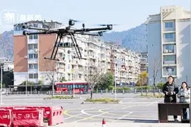 风口上的“飞手”要过哪几关？记者走进无人机培训班图片