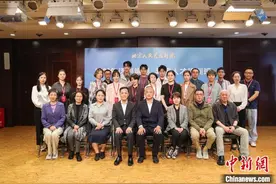 北京人艺2024年话剧编剧、导演人才培训班开班图片