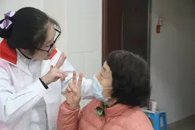 望闻问切开膏方！家门口的义诊，周日还有一场图片