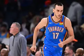 Woj：黄蜂预计签下2020年17号秀波库舍夫斯基图片