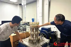 “土郎中”王家鼎图片