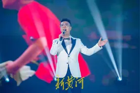 高校大学生共唱青春之歌，以进取精神开启大学时光 | 镜相图片